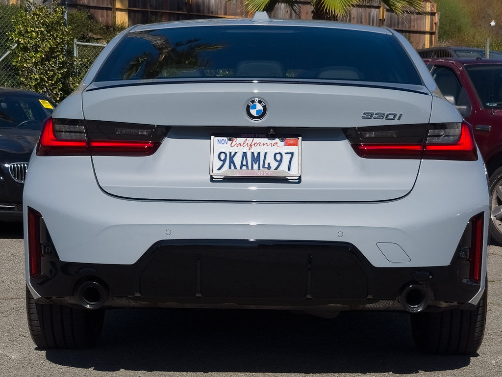 Used 2024 BMW 330i Sedan w/ M Sport Package RWD image 24
