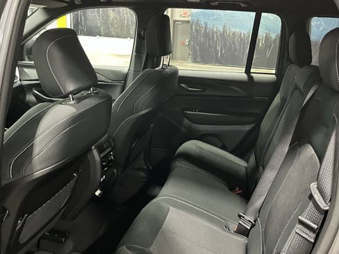 Certified 2025 Jeep Grand Cherokee Laredo X w/ Luxury Tech Group I image 14