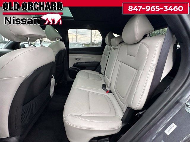 Used 2025 Hyundai Tucson Limited AWD/4WD image 12
