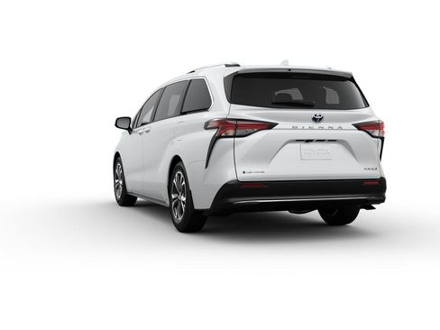 New 2025 Toyota Sienna Platinum image 26