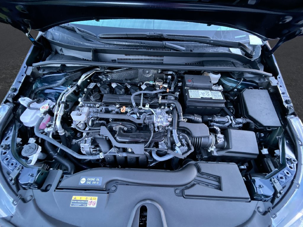 Used 2026 Toyota Corolla SE FWD image 32