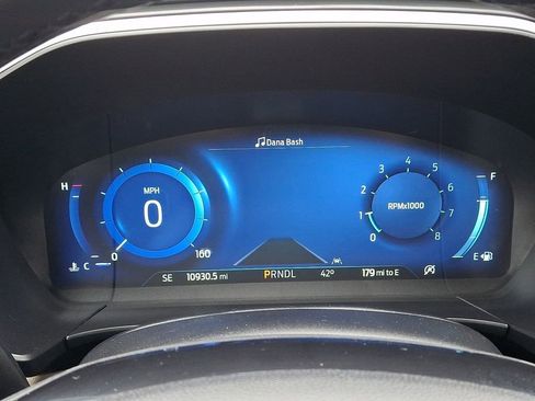 Used 2022 Ford Escape Titanium w/ Class II Trailer Tow Package image 22