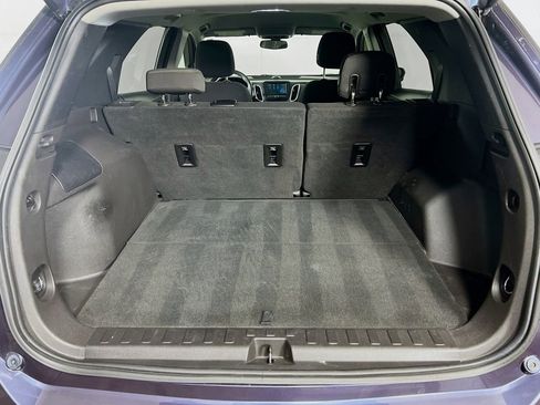 Used 2018 Chevrolet Equinox LT image 23