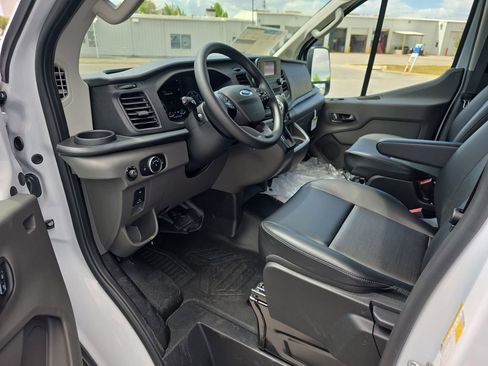 New 2025 Ford Transit 250 Low Roof w/ Load Area Protection Package RWD image 11