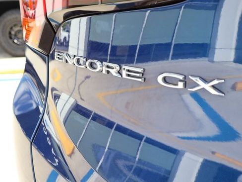 Used 2023 Buick Encore GX Preferred w/ Cold Weather Comfort Package FWD image 7