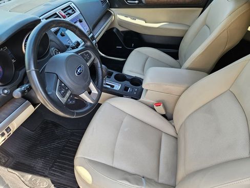 Used 2015 Subaru Outback 2.5i Limited AWD/4WD image 2