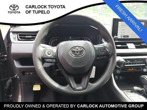 Used 2023 Toyota RAV4 LE AWD/4WD image 8