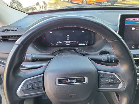 Used 2022 Jeep Compass Trailhawk w/ Trailhawk Elite Group image 20