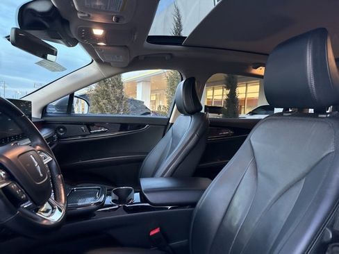 Used 2022 Lincoln Nautilus Reserve w/ Equipment Group 201A image 25