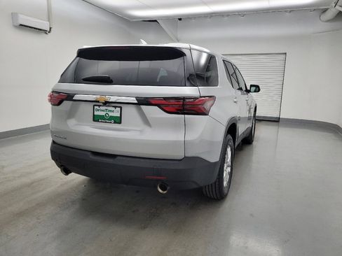 Used 2022 Chevrolet Traverse LS FWD image 7