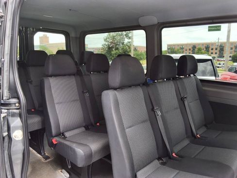 Used 2013 Freightliner Sprinter 2500 RWD image 18