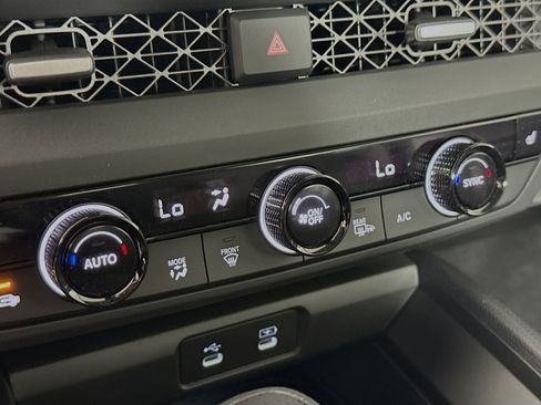 New 2025 Honda Accord SE image 16