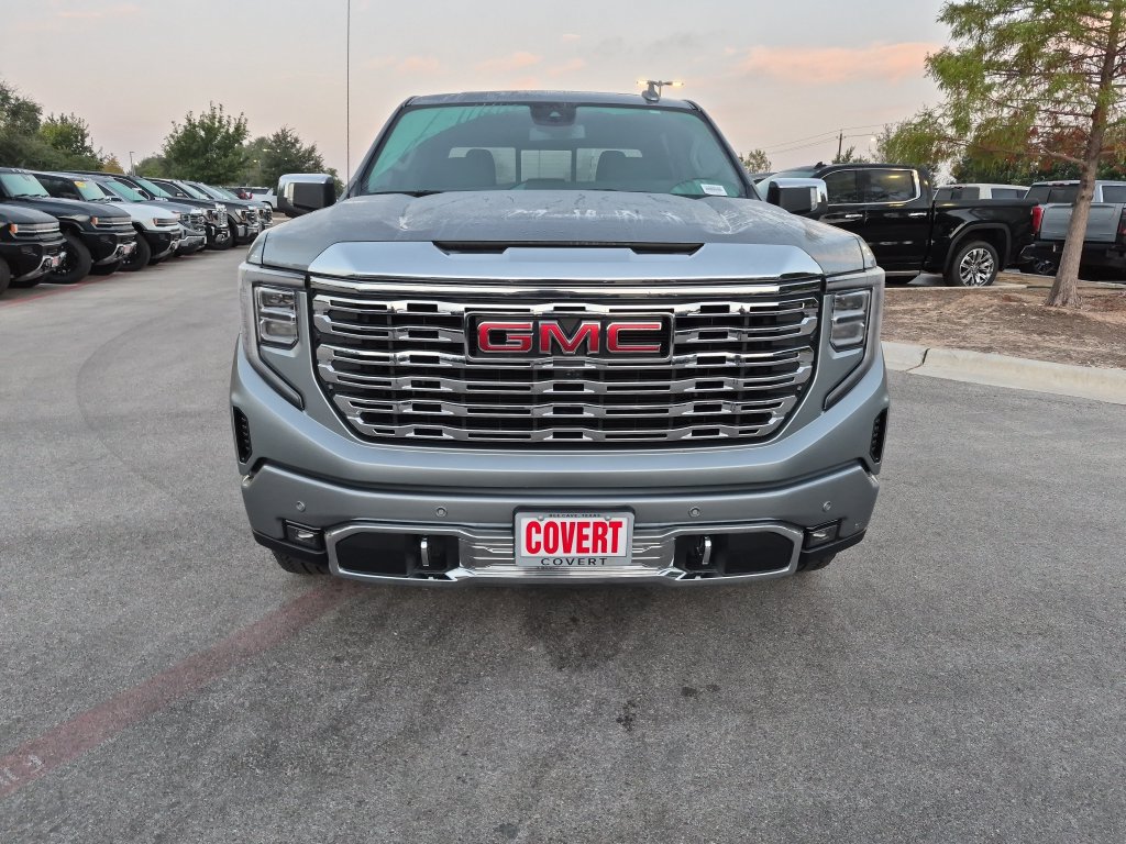 Used 2025 GMC Sierra 1500 Denali AWD/4WD image 2