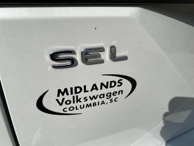 Used 2024 Volkswagen Atlas Peak Edition SEL AWD/4WD image 8