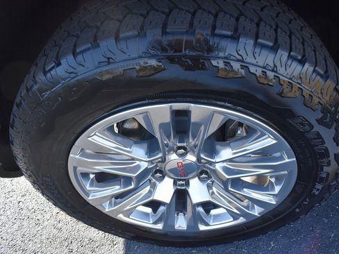 Certified 2025 GMC Sierra 1500 Denali image 15