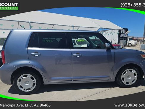Used 2009 Scion xB FWD image 7