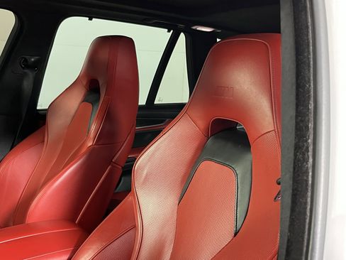 Used 2016 BMW X5 M image 17