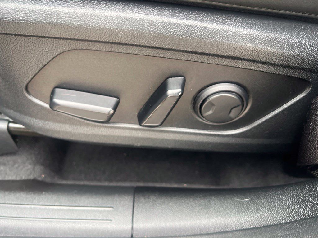 Certified 2024 Kia Sorento S w/ Panoramic Sunroof Package FWD image 44