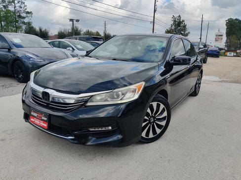 Used 2017 Honda Accord Hybrid Sedan image 1