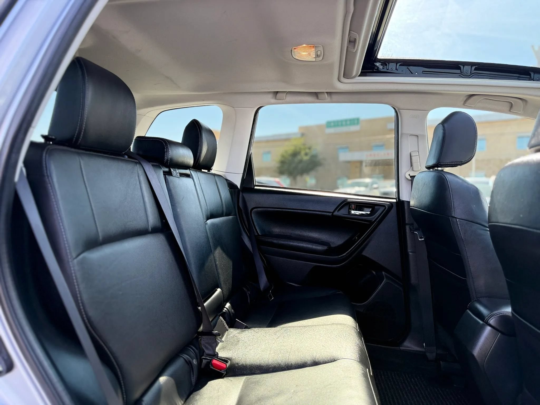 Used 2014 Subaru Forester 2.5i Limited AWD/4WD image 22