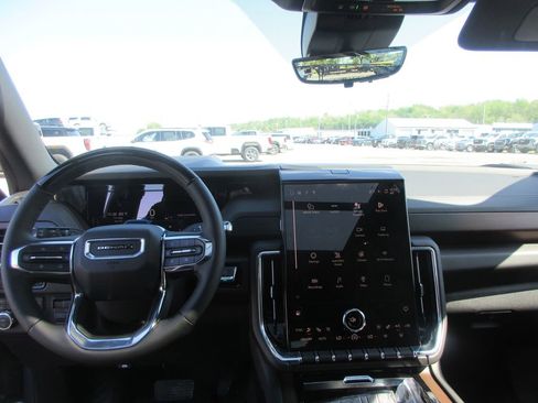 New 2026 GMC Yukon XL Denali image 16