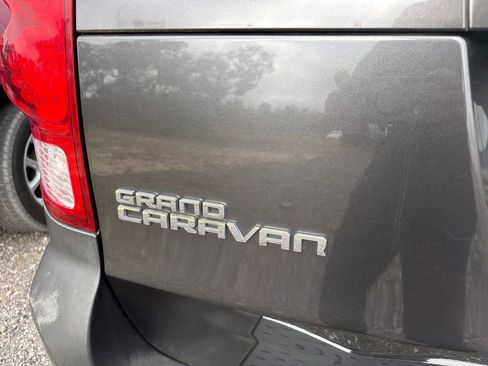 Used 2017 Dodge Grand Caravan GT FWD image 16