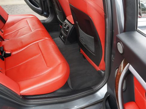 Used 2018 BMW 330i xDrive 330i xDrive Sports Wagon w/ Executive Package image 55