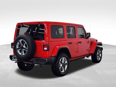 Used 2023 Jeep Wrangler Unlimited Sahara AWD/4WD image 8