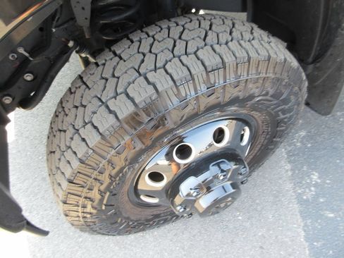 Used 2023 RAM 3500 Laramie AWD/4WD image 16