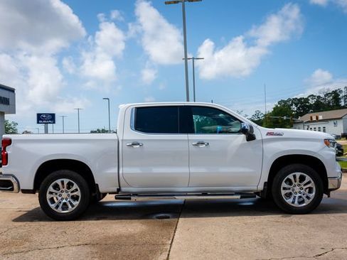 Used 2024 Chevrolet Silverado 1500 LTZ AWD/4WD image 20