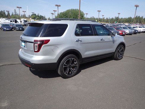 Used 2014 Ford Explorer Sport w/ Equipment Group 401A AWD/4WD image 5