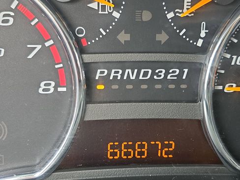 Used 2009 Chevrolet Colorado W/T image 12