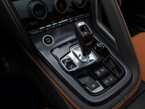 Used 2024 Jaguar F-TYPE R-Dynamic RWD image 30
