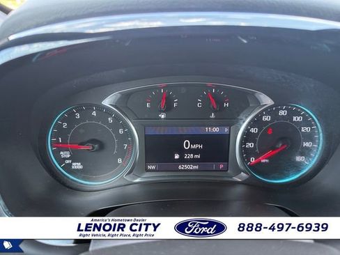 Used 2023 Chevrolet Traverse LT FWD image 22