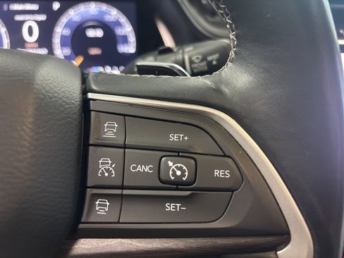 Used 2021 Jeep Grand Cherokee L Limited image 15