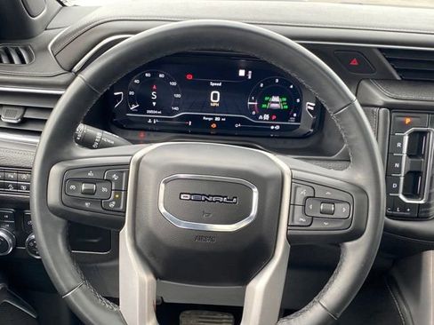 Certified 2023 GMC Yukon Denali AWD/4WD image 7