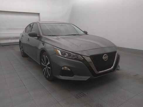 Used 2021 Nissan Altima 2.5 SR w/ SR Premium Package FWD image 13