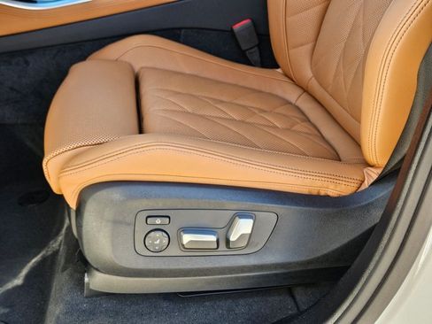 Certified 2026 BMW X5 sDrive40i RWD image 4