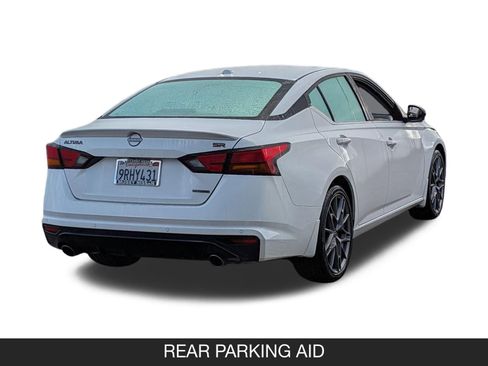 Certified 2024 Nissan Altima 2.0 SR image 9