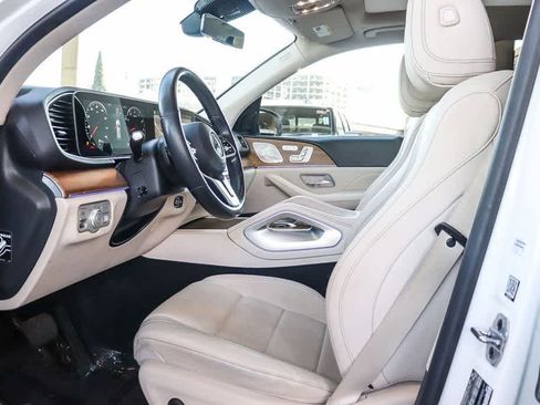 Used 2022 Mercedes-Benz GLE 350 4MATIC w/ Premium Package image 19
