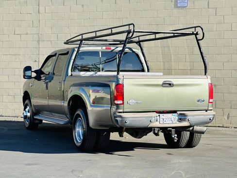 Used 2004 Ford F350 Lariat AWD/4WD image 3
