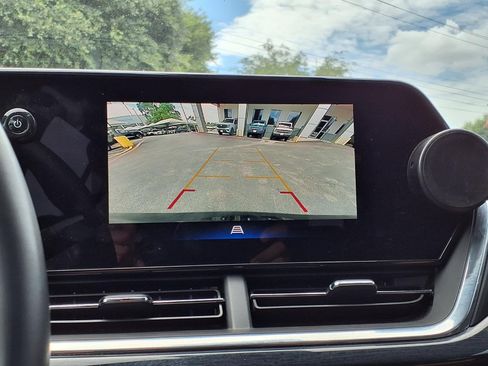 Used 2025 Chevrolet Trax ACTIV w/ Driver Confidence Package FWD image 16