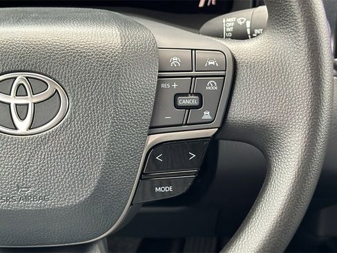 New 2026 Toyota Camry LE image 28