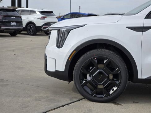 New 2026 Kia Sorento SX image 5