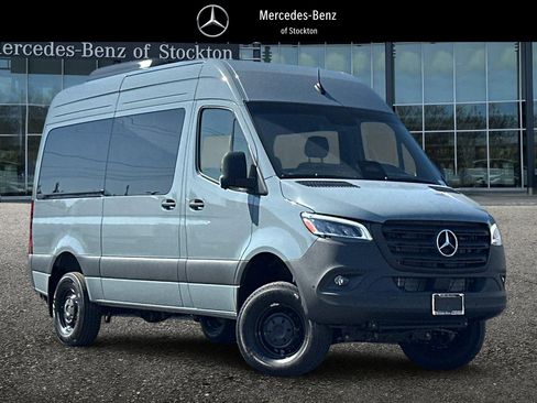 New 2025 Mercedes-Benz Sprinter 2500 image 1