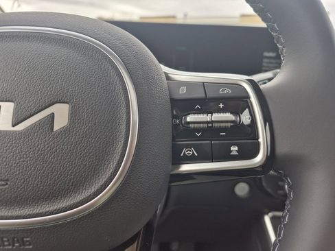 New 2026 Kia Carnival SX FWD image 19