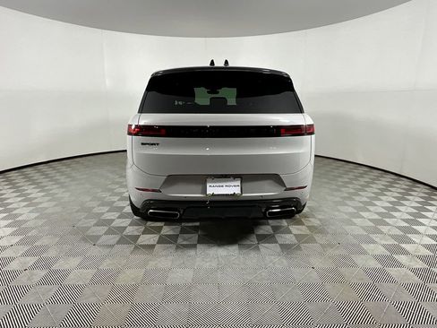 Certified 2024 Land Rover Range Rover Sport Dynamic SE image 7