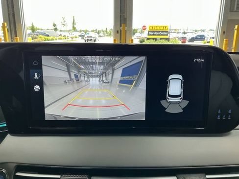 Certified 2025 Hyundai Palisade SEL AWD/4WD image 16