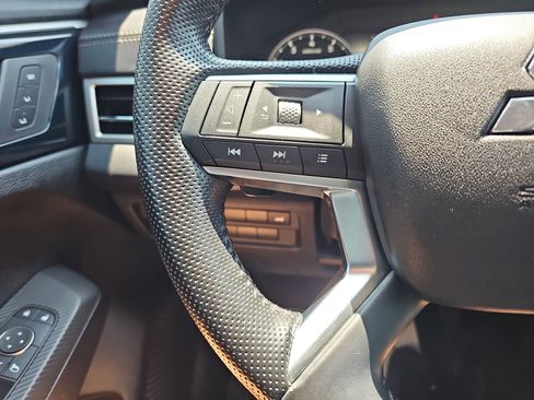 Used 2022 Mitsubishi Outlander SEL AWD/4WD image 19