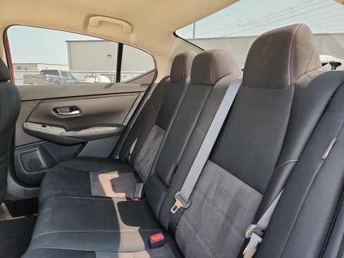 Used 2022 Nissan Sentra SR w/ Electronics Package FWD image 10